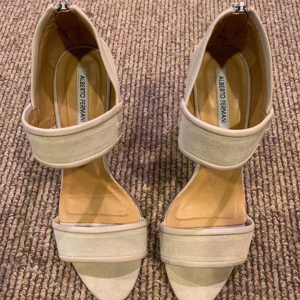 Alberto Fermani sandals